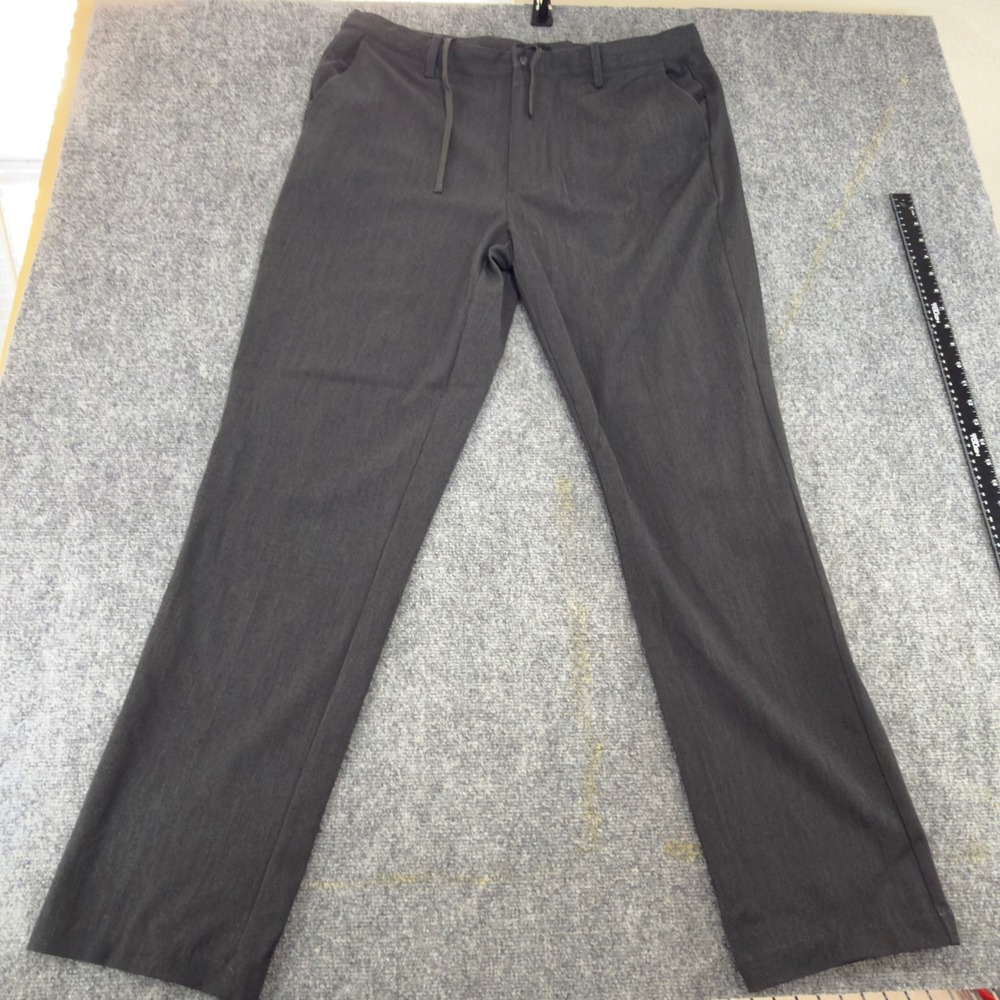 Quince Ultra-Stretch 24/7 Smart Chino Pants Dark Charcoal Size 38x34